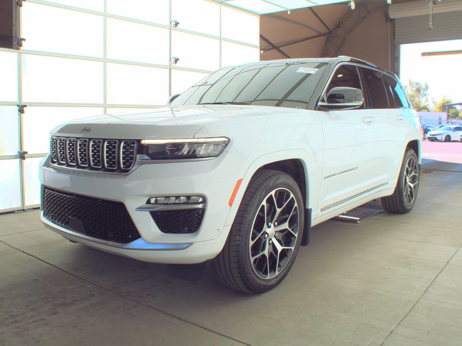 2022 Jeep Grand Cherokee Summit Reserve AWD