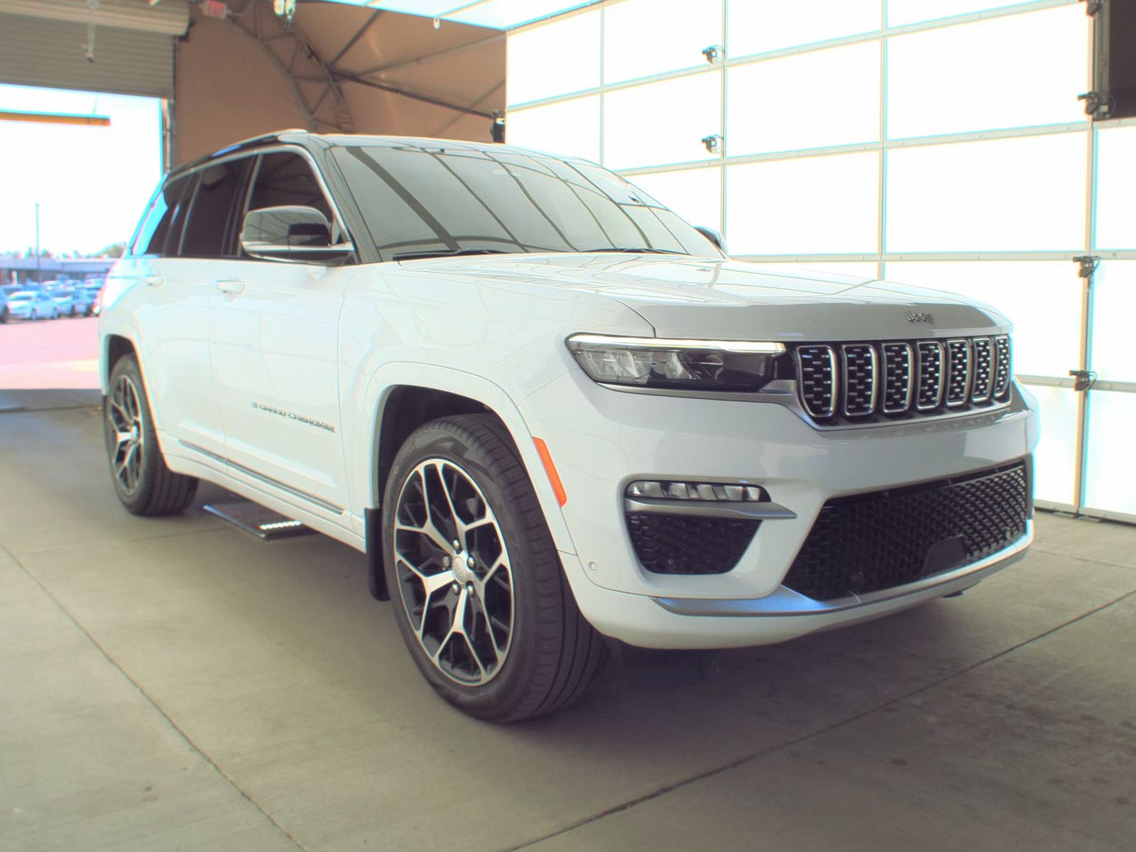 2022 Jeep Grand Cherokee Summit Reserve AWD