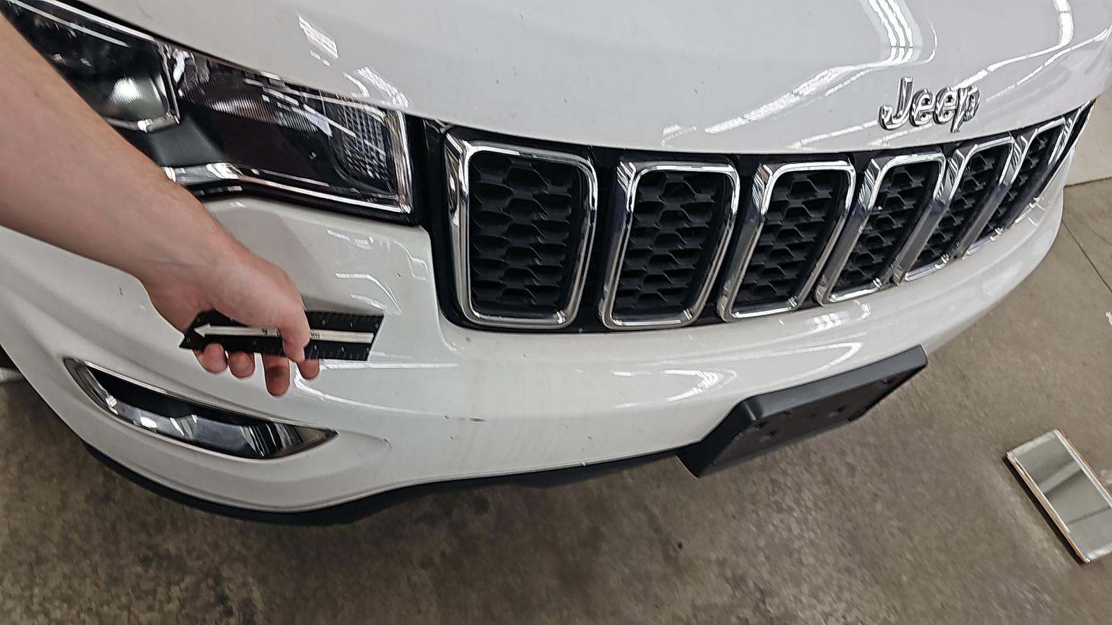 2022 Jeep Grand Cherokee Laredo E AWD