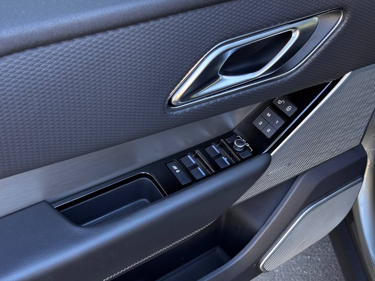 2019 Land Rover Range Rover Velar R-Dynamic SE AWD