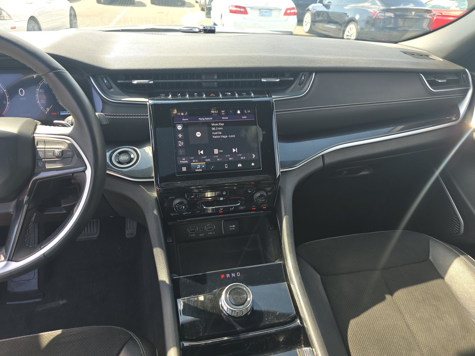 2022 Jeep Grand Cherokee Altitude AWD