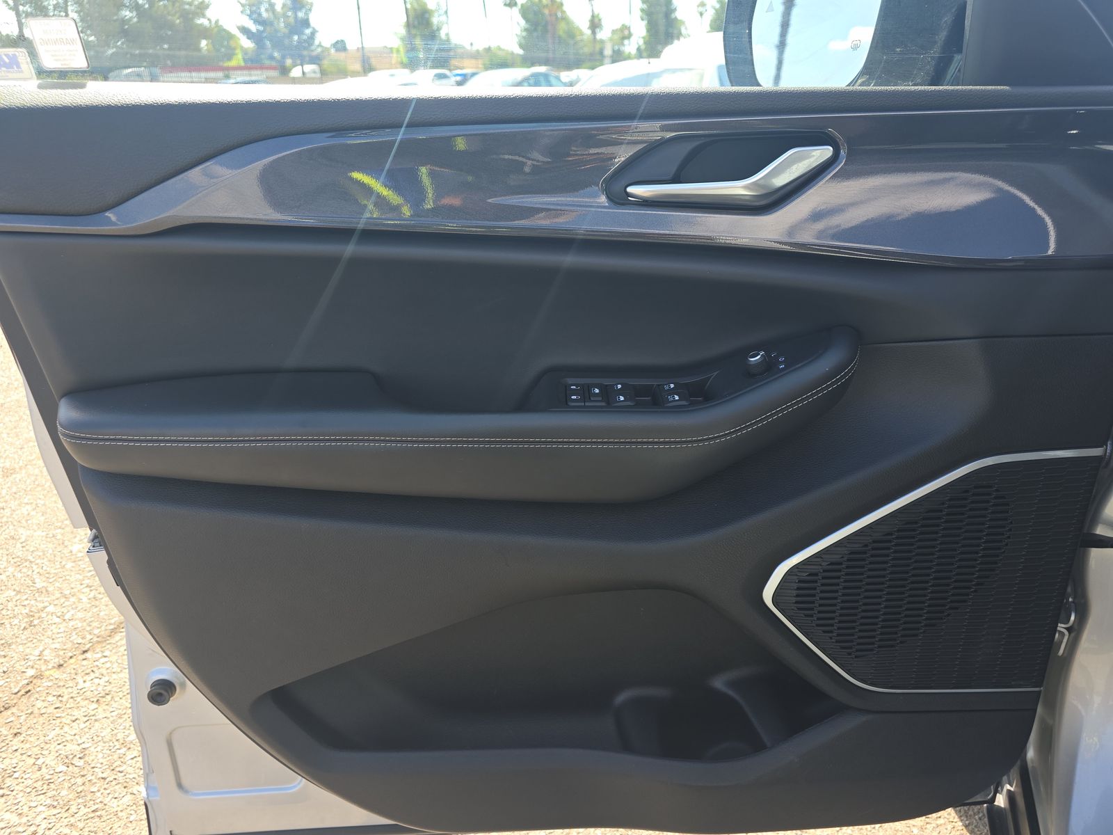 2022 Jeep Grand Cherokee Altitude AWD