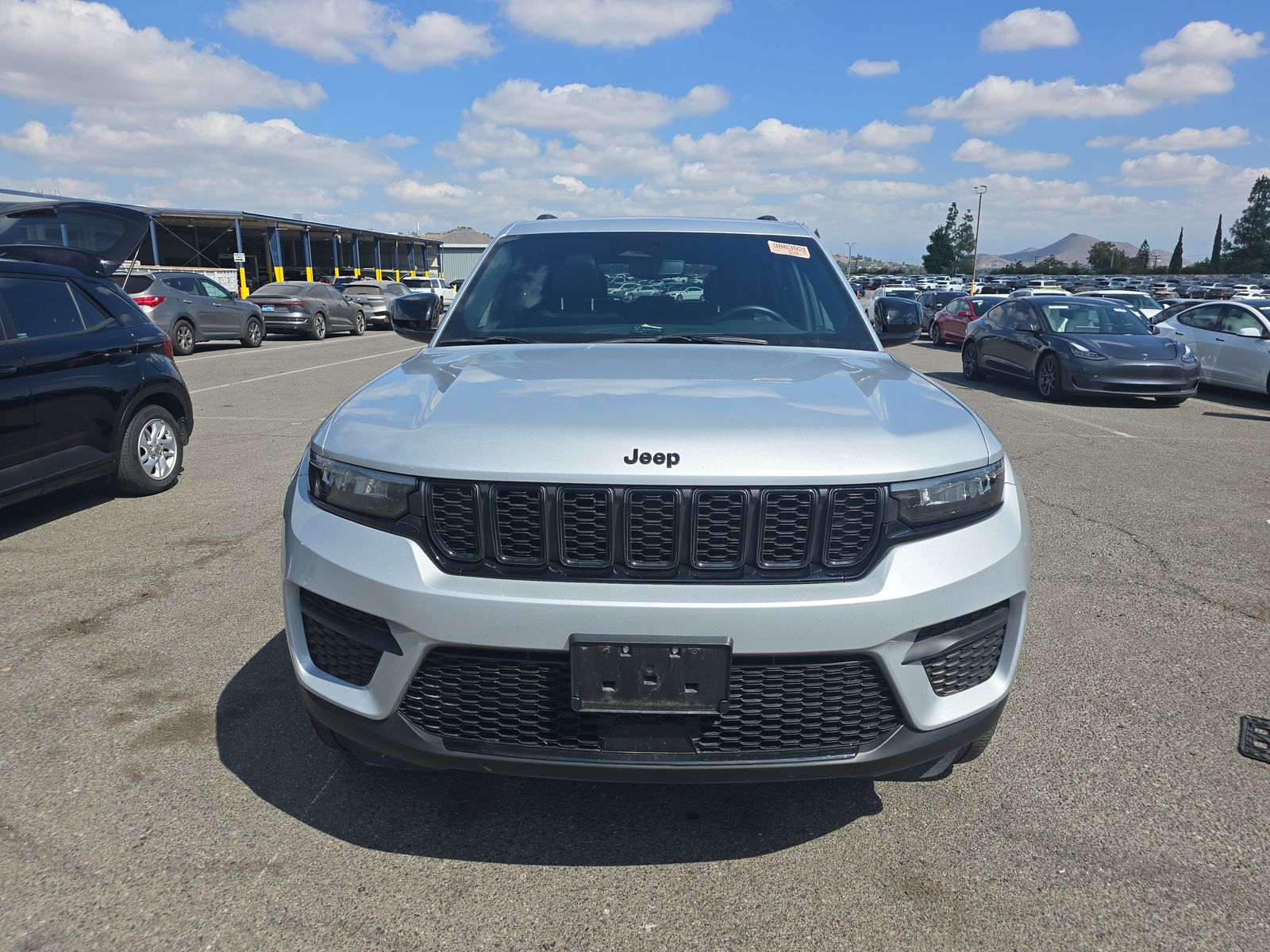 2022 Jeep Grand Cherokee Altitude AWD