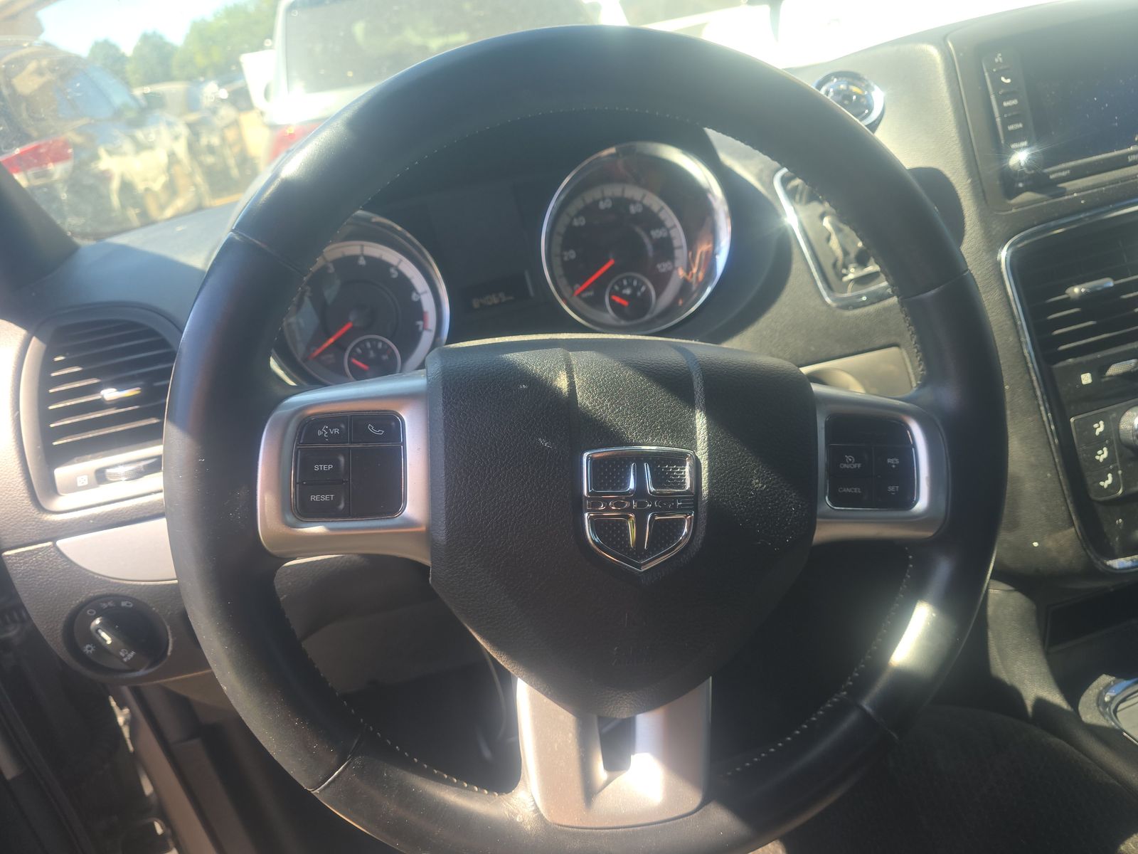 2015 Dodge Grand Caravan SXT FWD