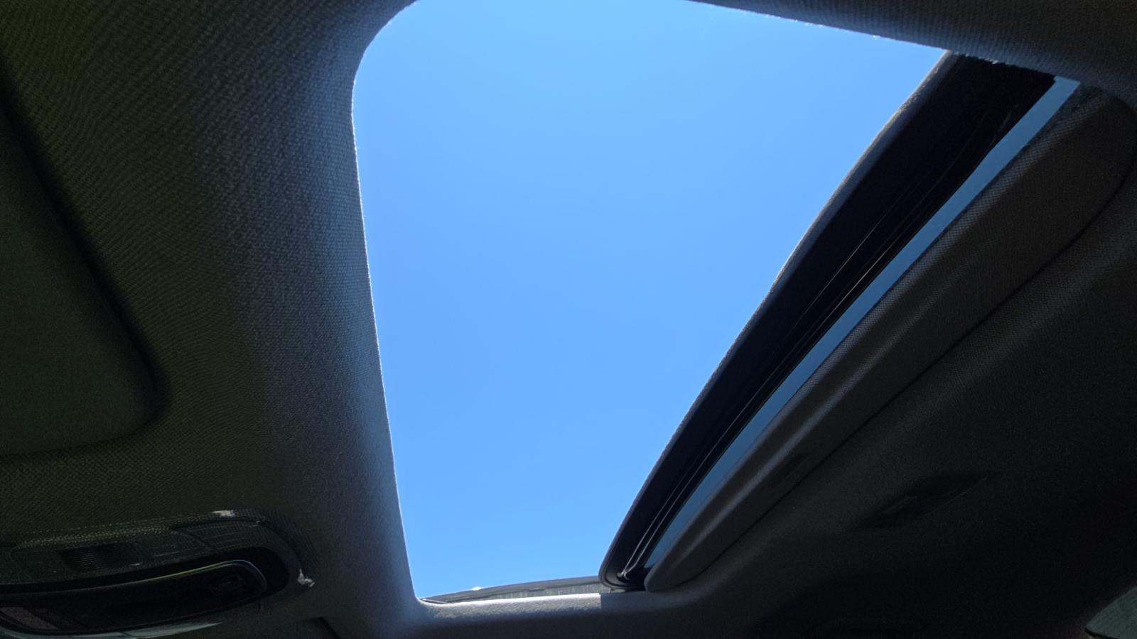 2025 Hyundai Elantra SEL Convenience FWD