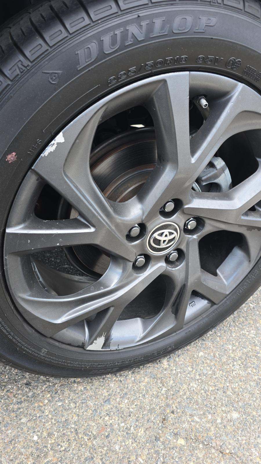 2018 Toyota C-HR XLE Premium FWD