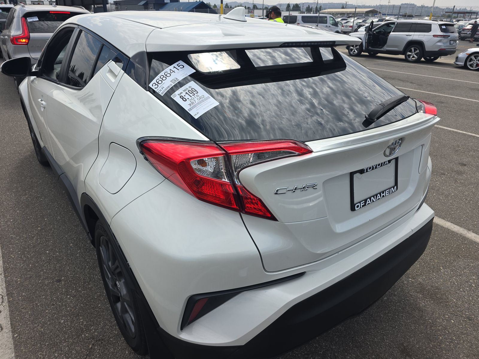 2018 Toyota C-HR XLE Premium FWD