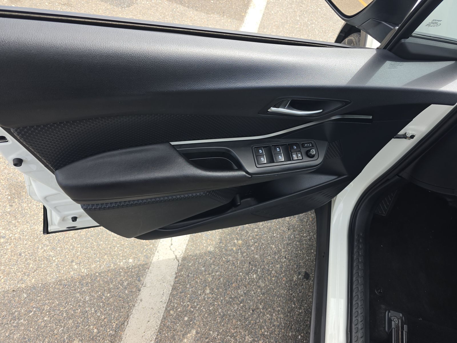 2018 Toyota C-HR XLE Premium FWD