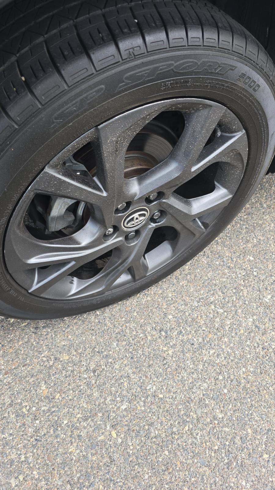 2018 Toyota C-HR XLE Premium FWD