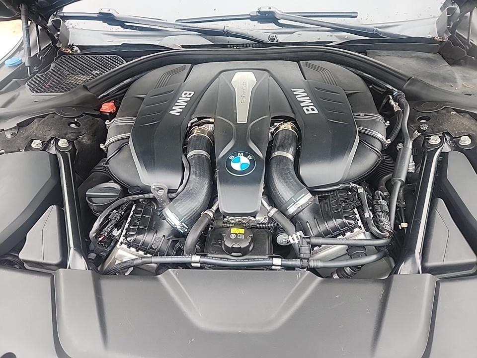 2016 BMW 7 Series 750i xDrive AWD