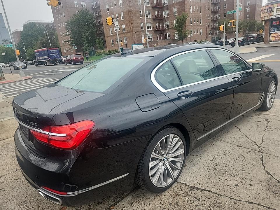 2016 BMW 7 Series 750i xDrive AWD
