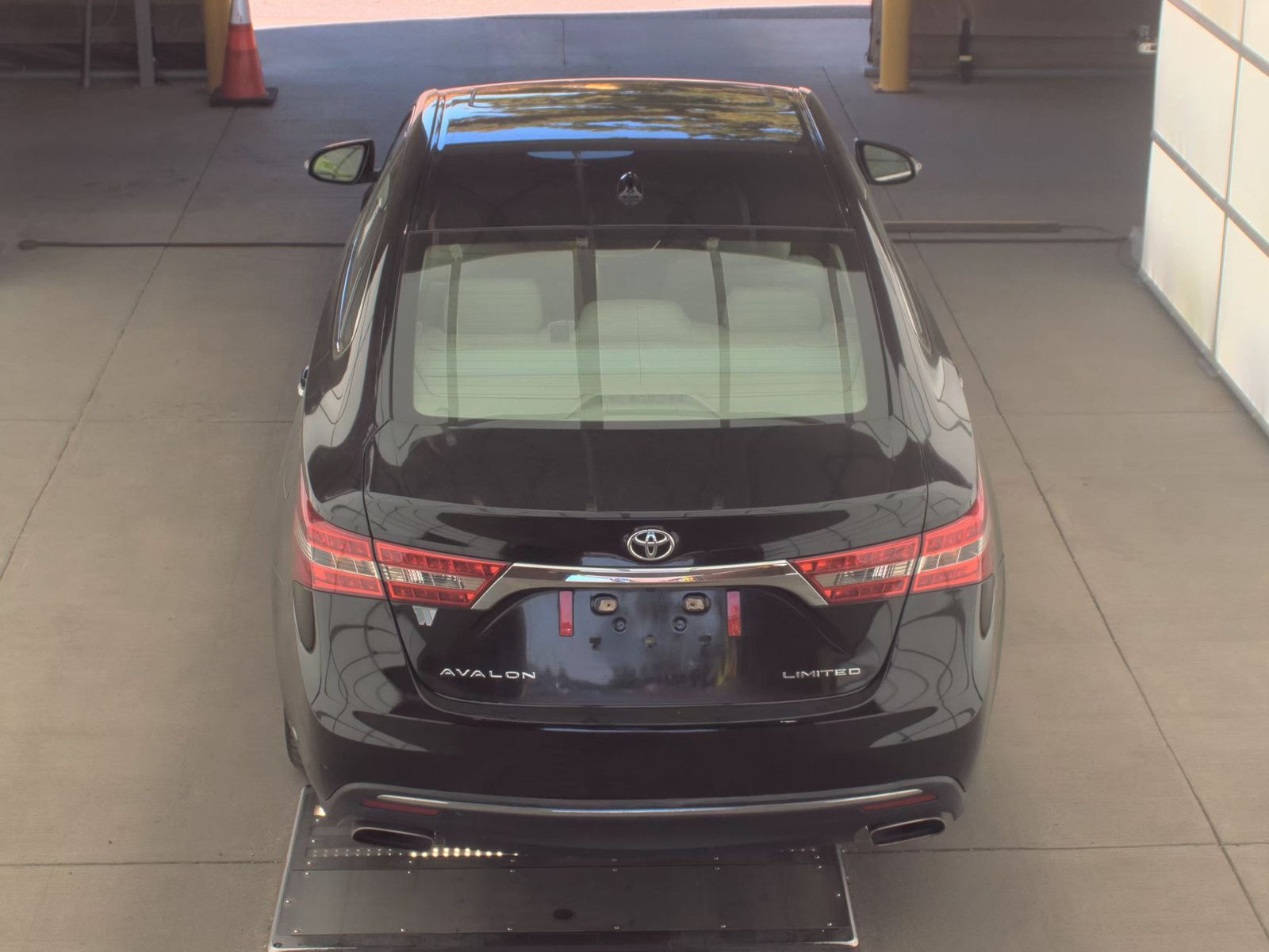 2018 Toyota Avalon Limited FWD