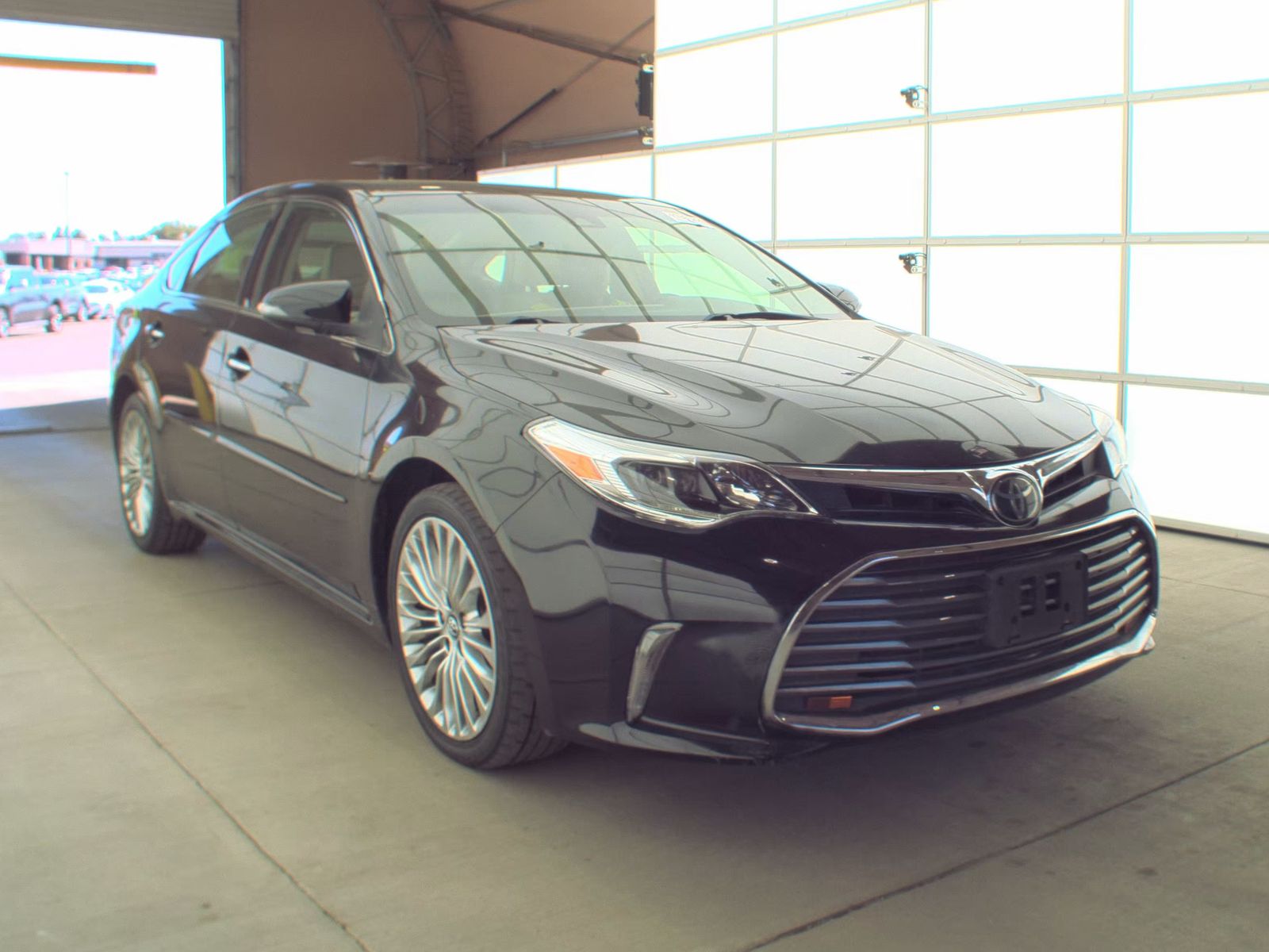 2018 Toyota Avalon Limited FWD