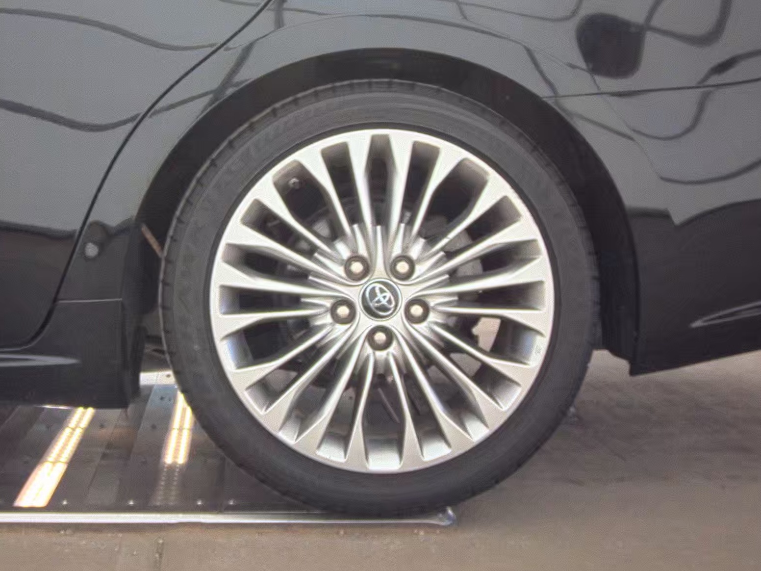 2018 Toyota Avalon Limited FWD