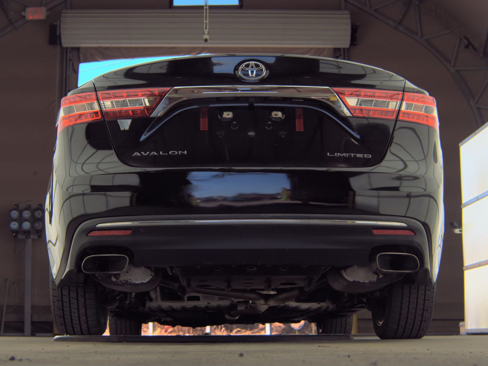 2018 Toyota Avalon Limited FWD