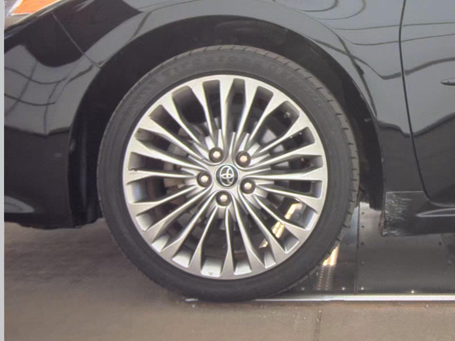 2018 Toyota Avalon Limited FWD