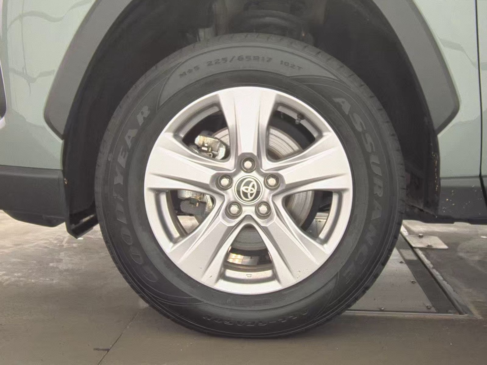 2022 Toyota RAV4 XLE AWD