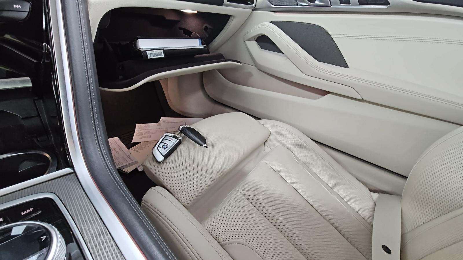 2022 BMW 8 Series 840i xDrive AWD