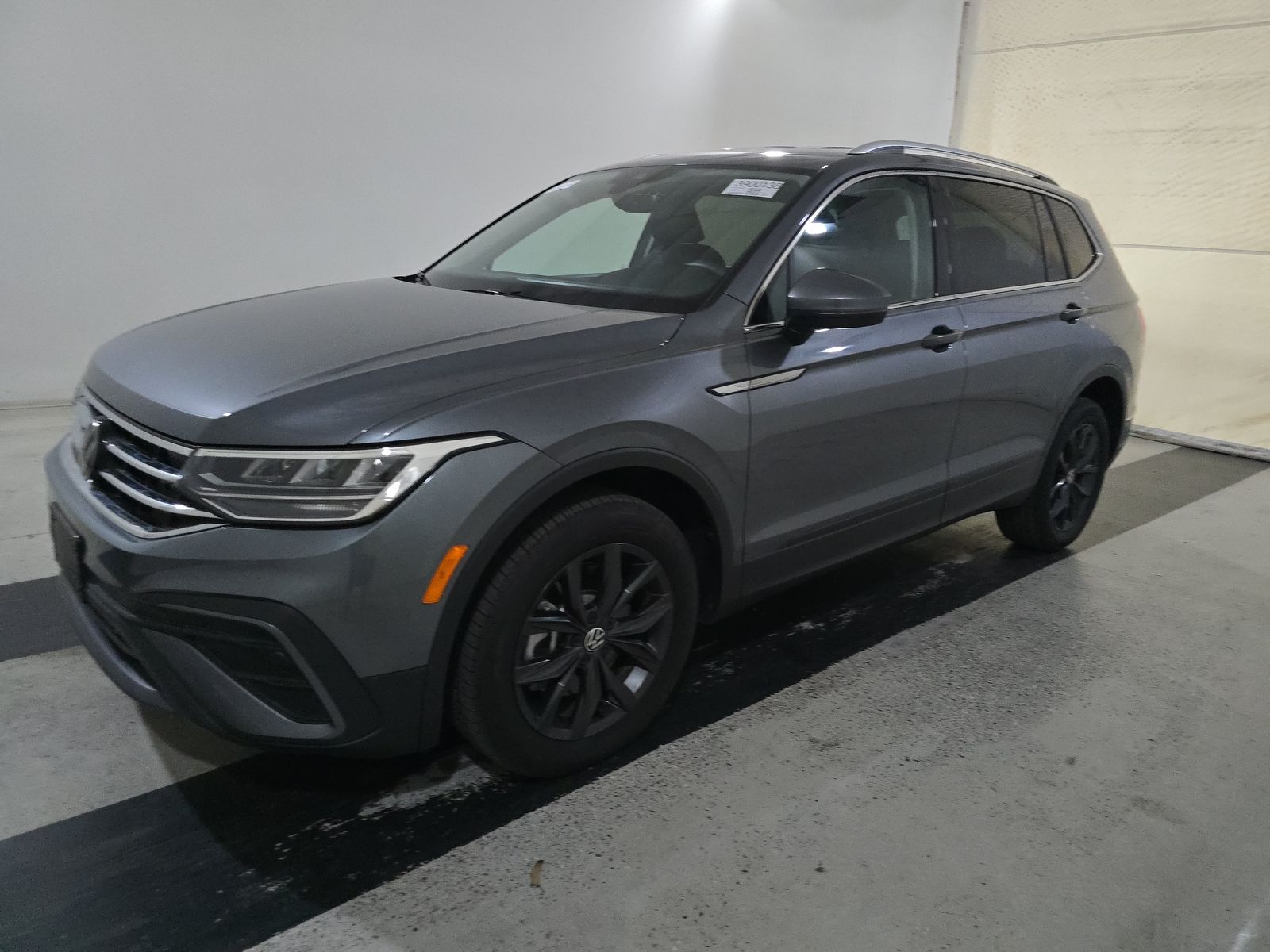 2024 Volkswagen Tiguan 2.0T SE FWD