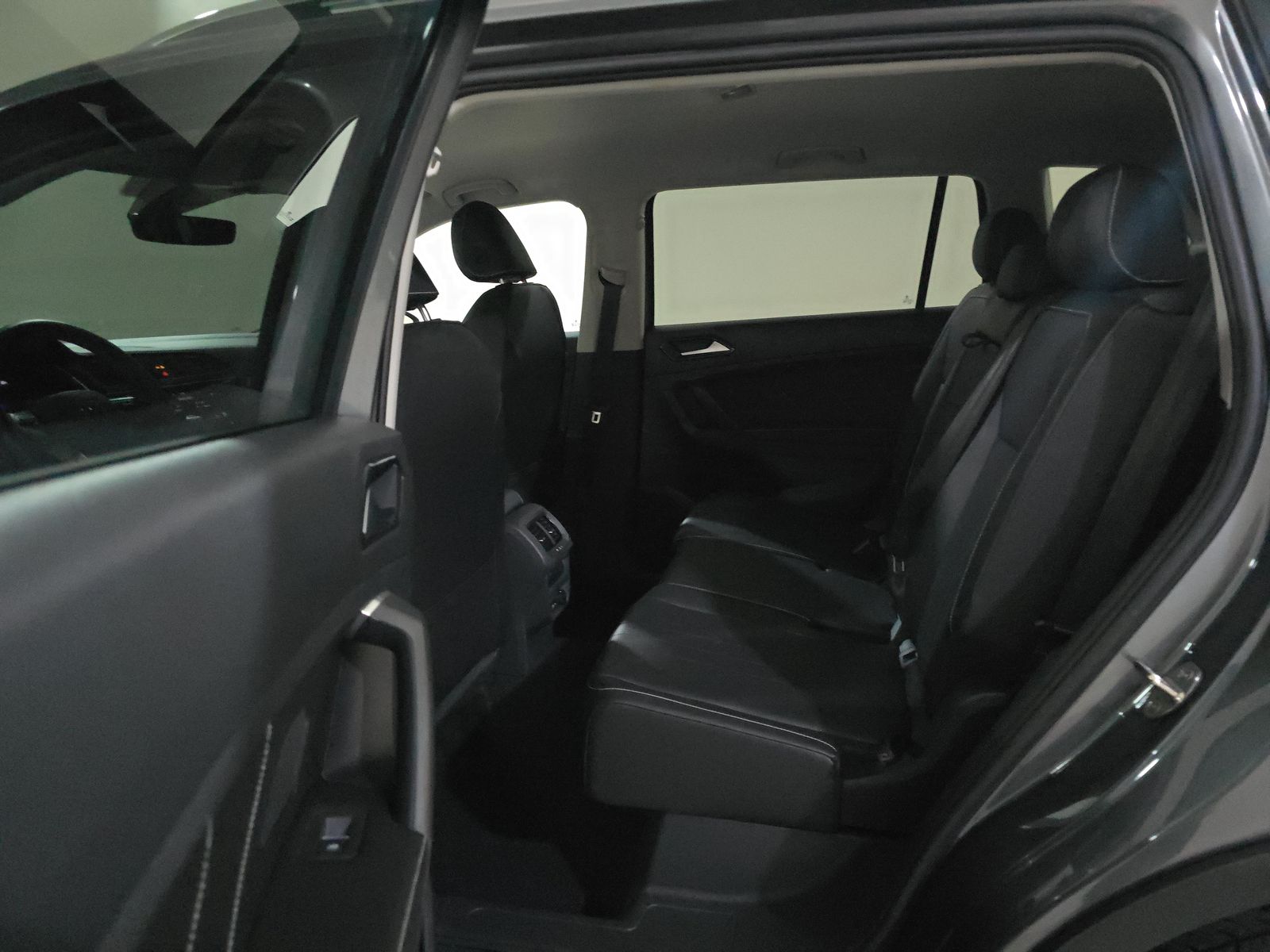 2024 Volkswagen Tiguan 2.0T SE FWD