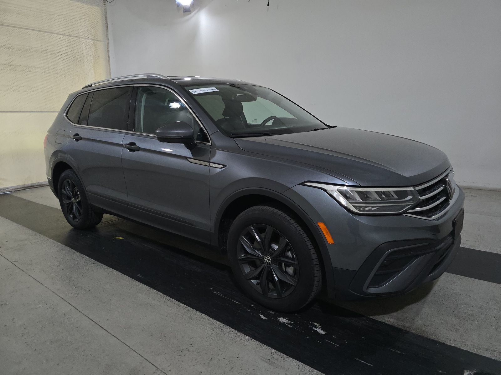 2024 Volkswagen Tiguan 2.0T SE FWD