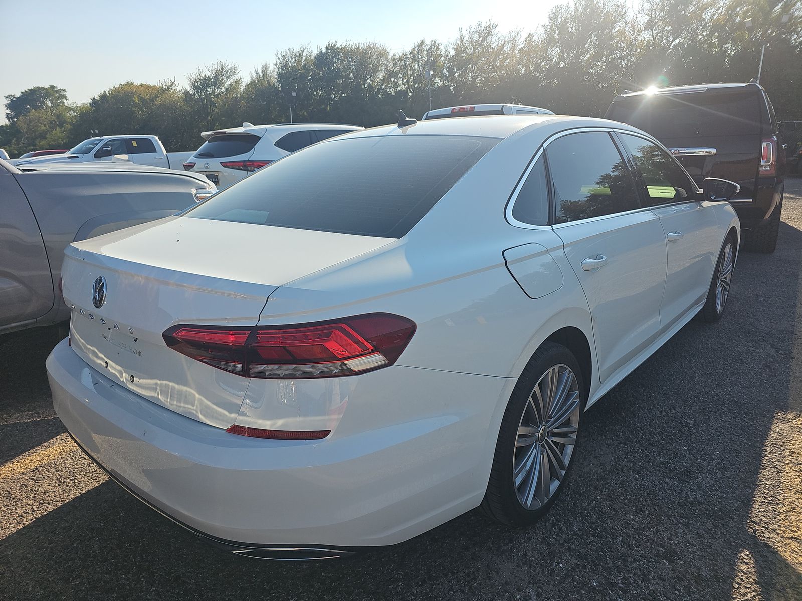 2020 Volkswagen Passat 2.0T SE FWD