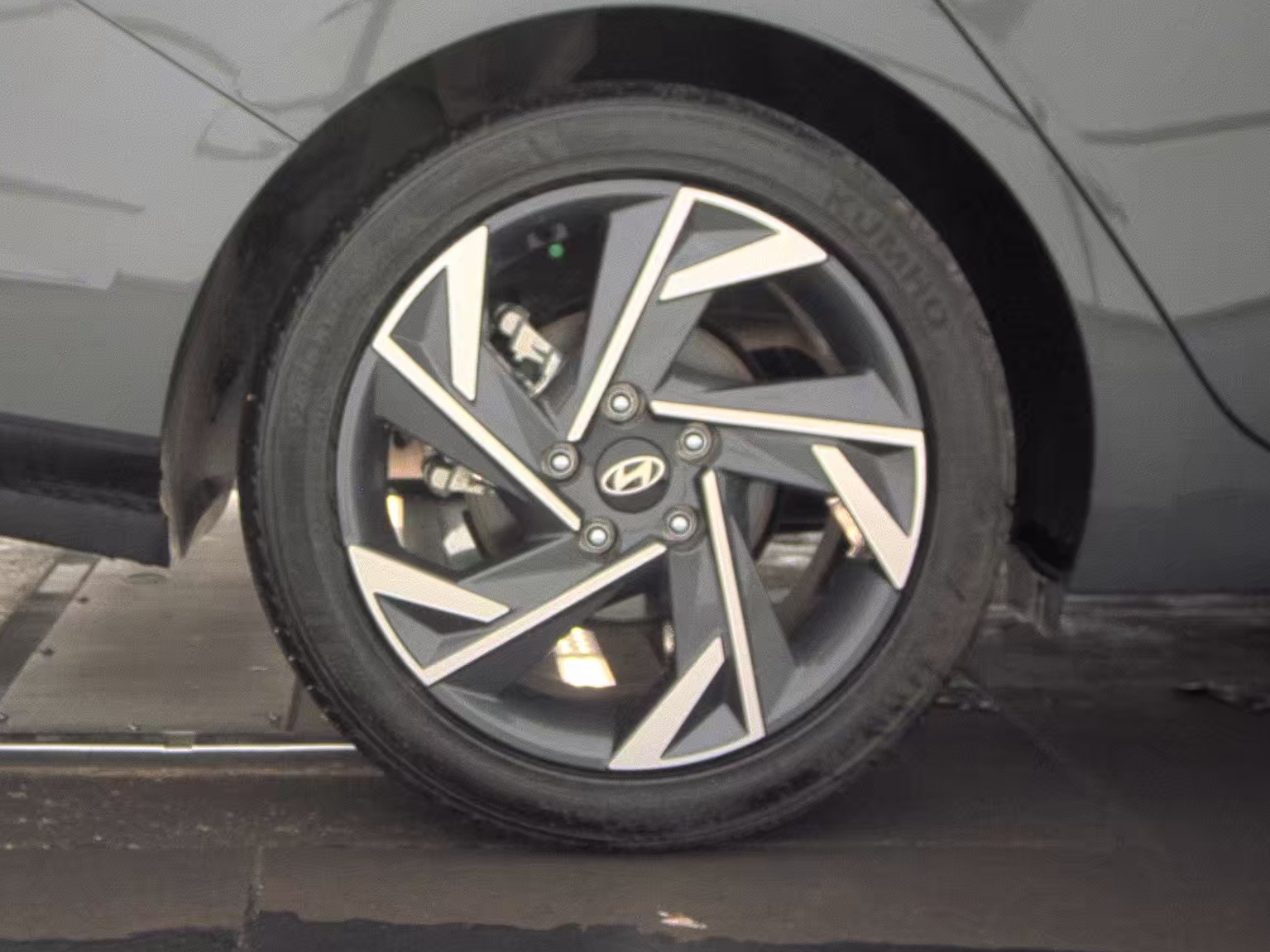 2025 Hyundai Elantra SEL Convenience FWD