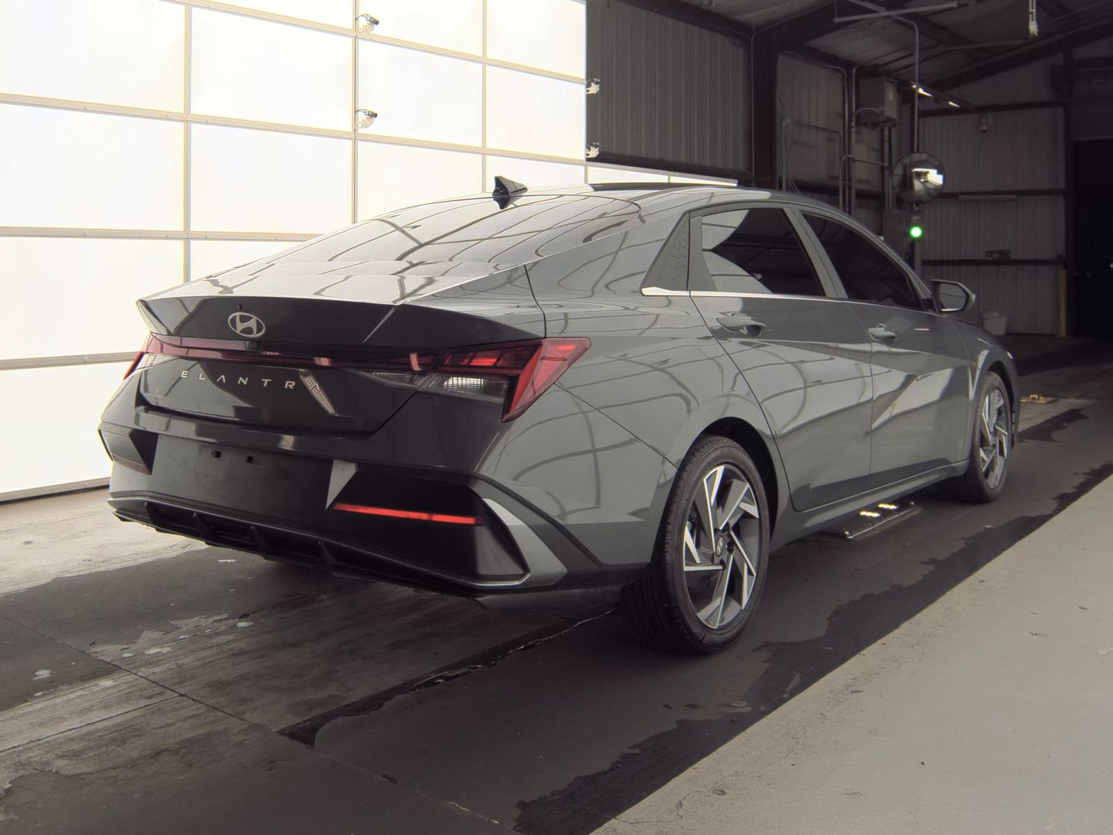 2025 Hyundai Elantra SEL Convenience FWD