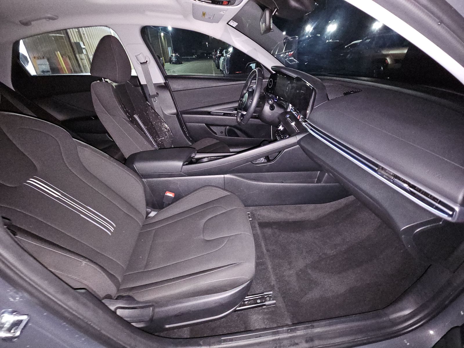 2025 Hyundai Elantra SEL Convenience FWD