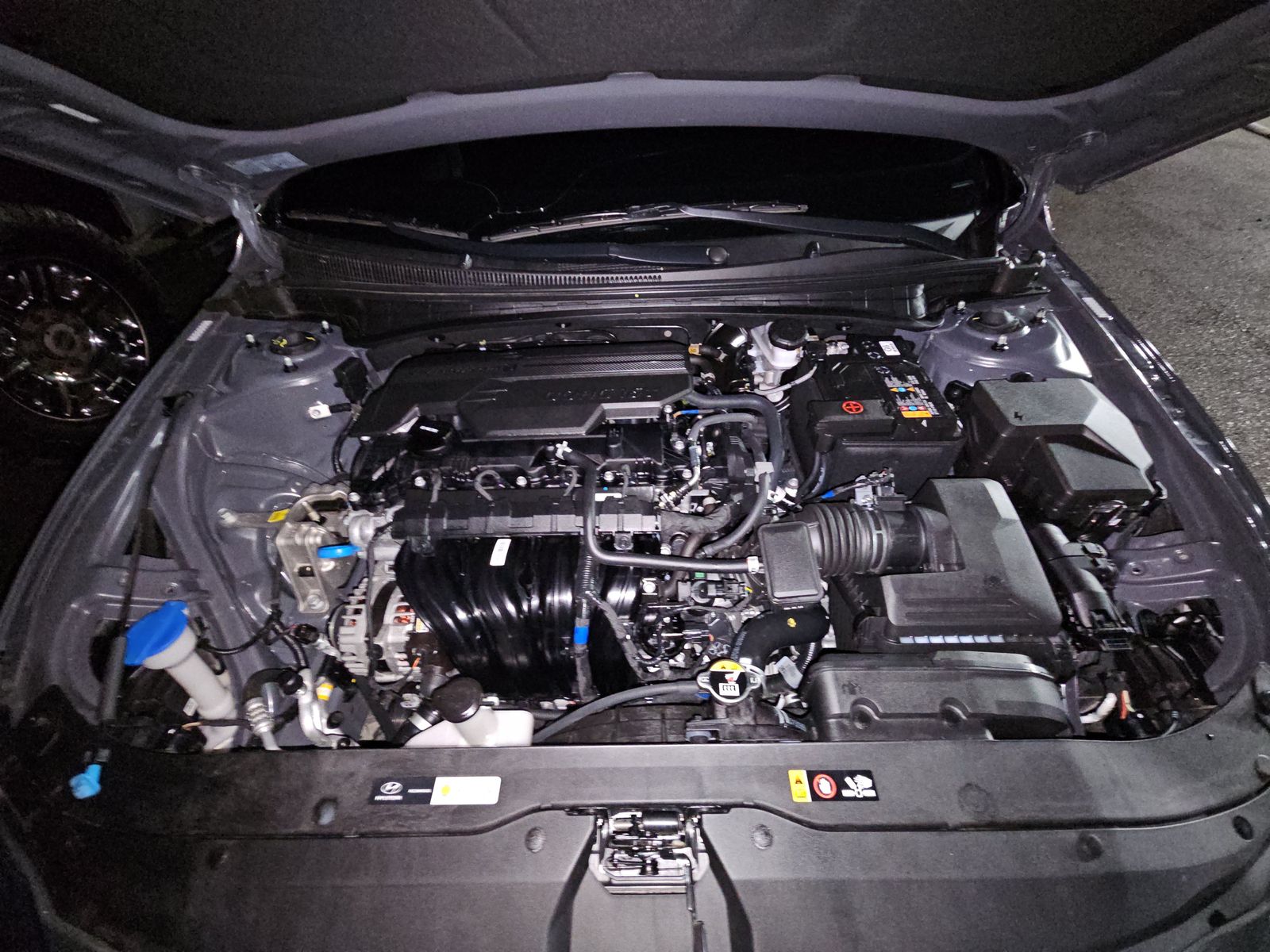 2025 Hyundai Elantra SEL Convenience FWD