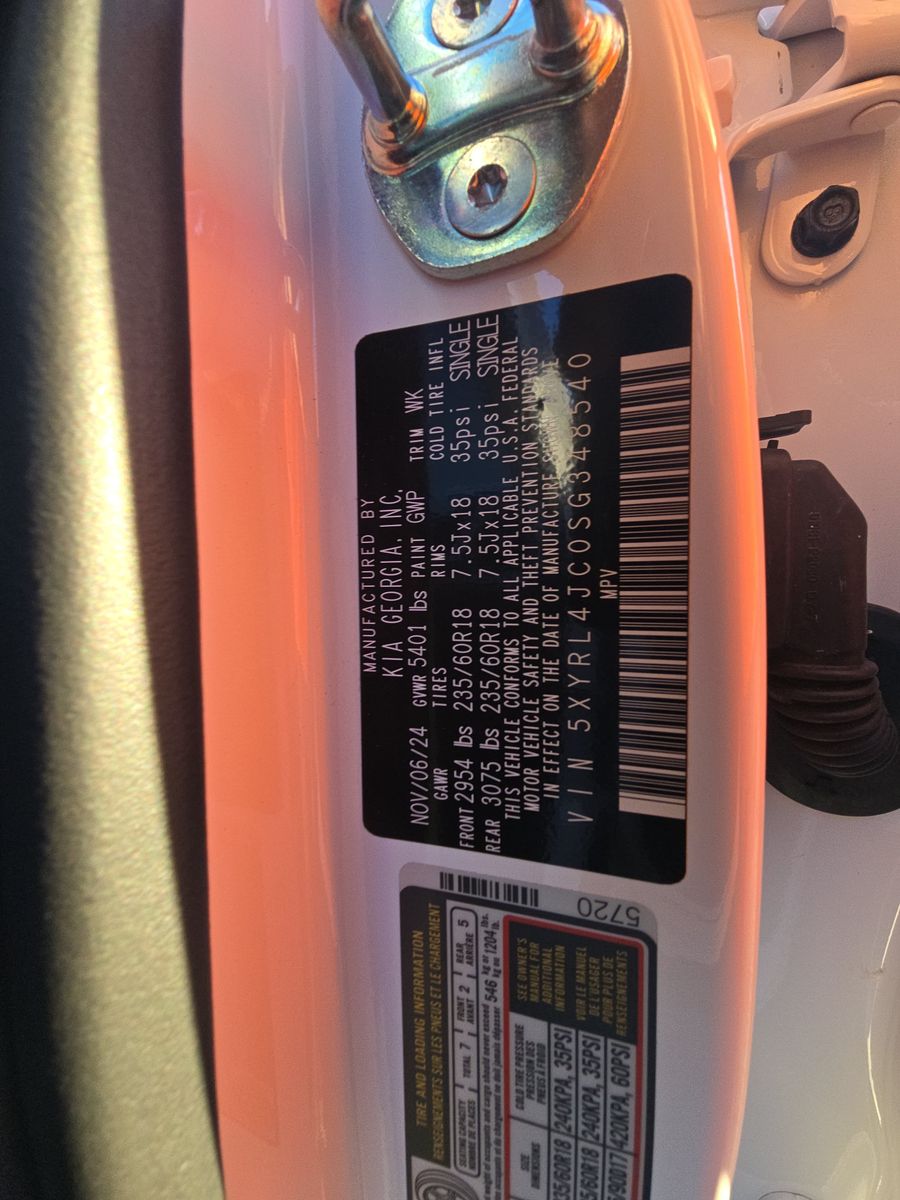 2025 Kia Sorento S FWD
