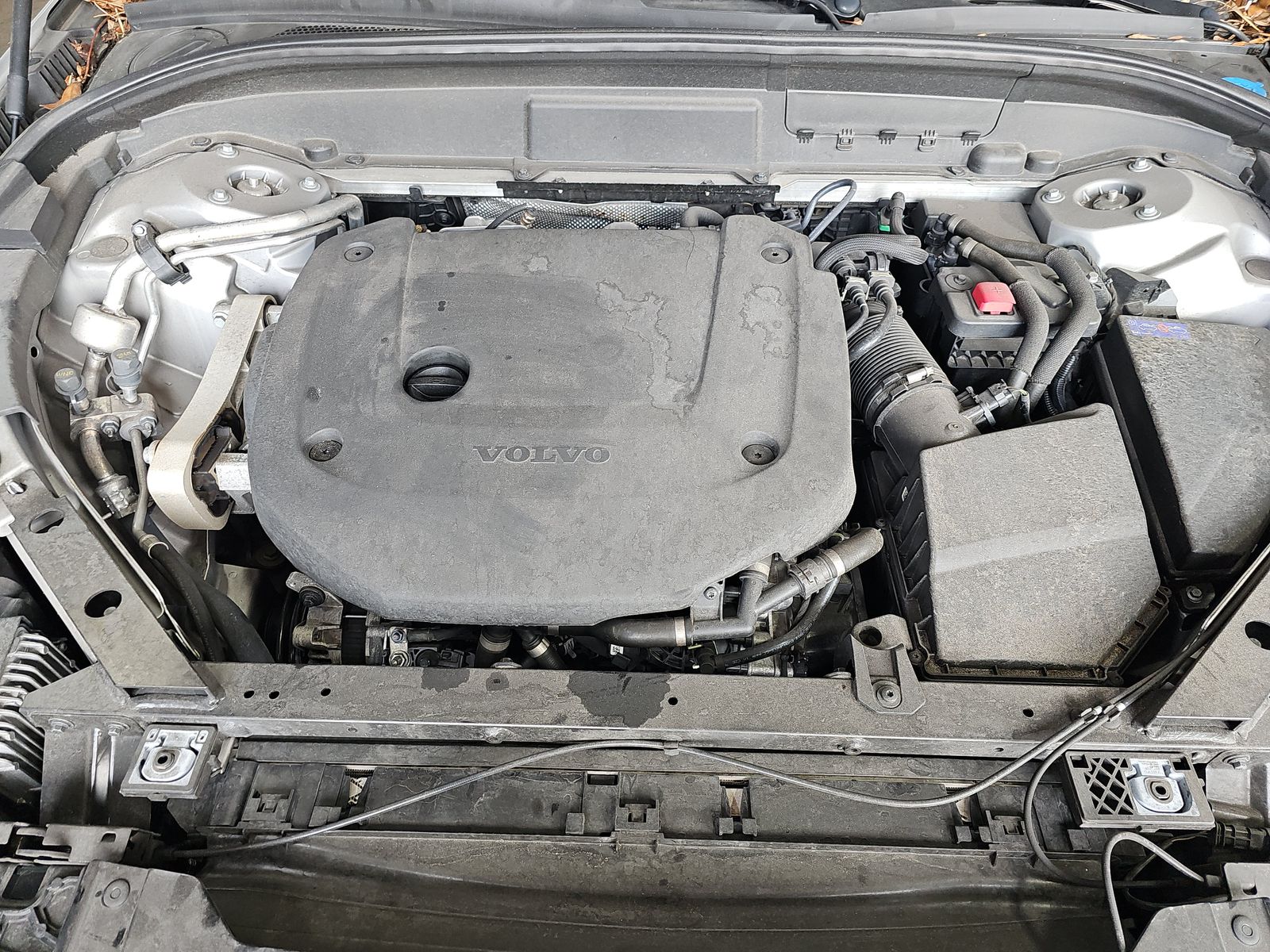 2022 Volvo XC60 B6 R-Design AWD