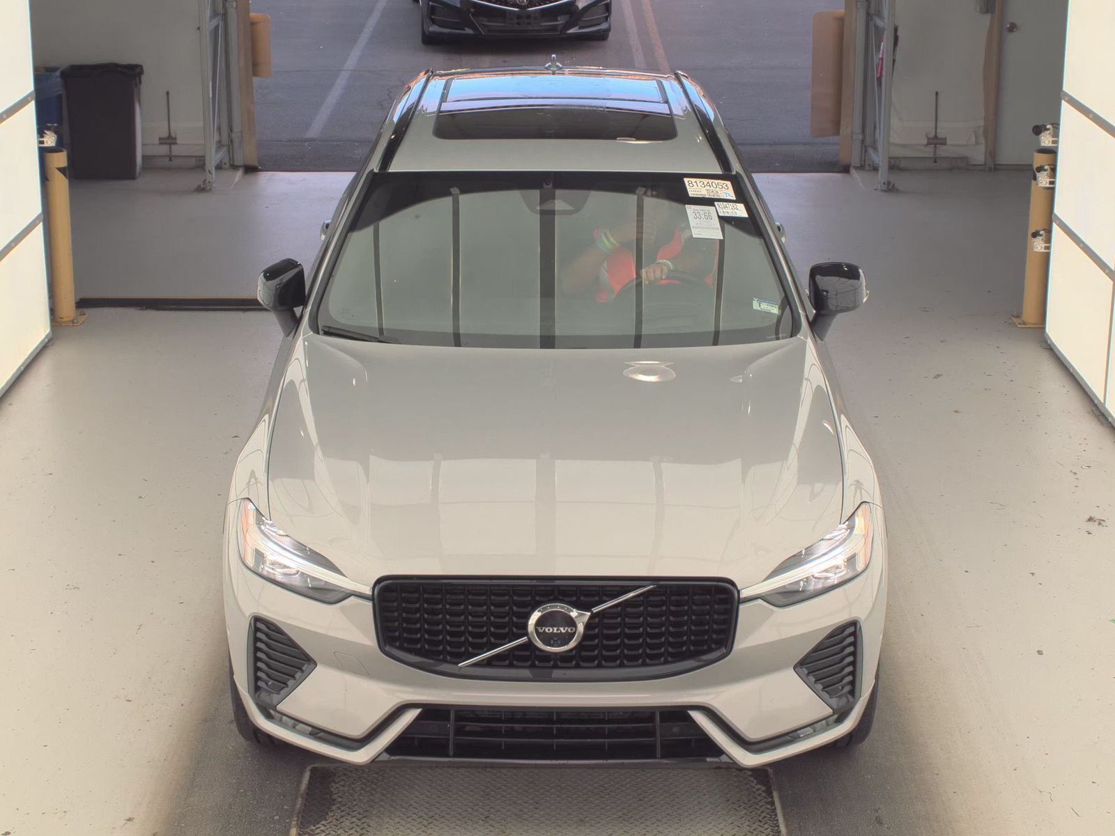 2022 Volvo XC60 B6 R-Design AWD