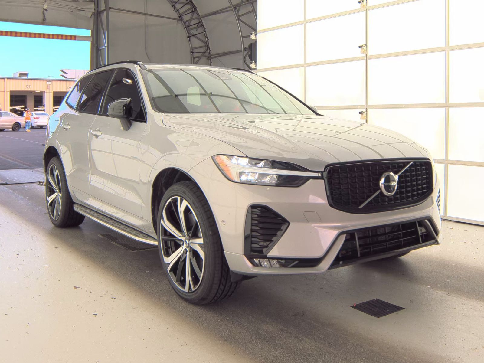2022 Volvo XC60 B6 R-Design AWD