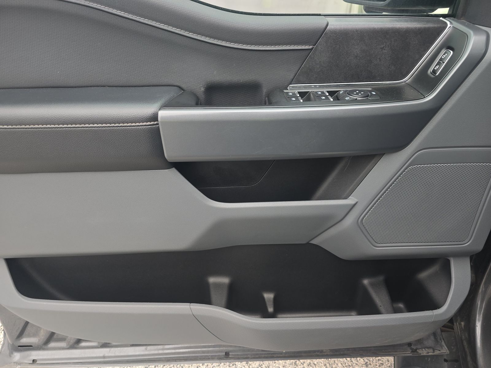 2024 Ford F-150 XLT AWD