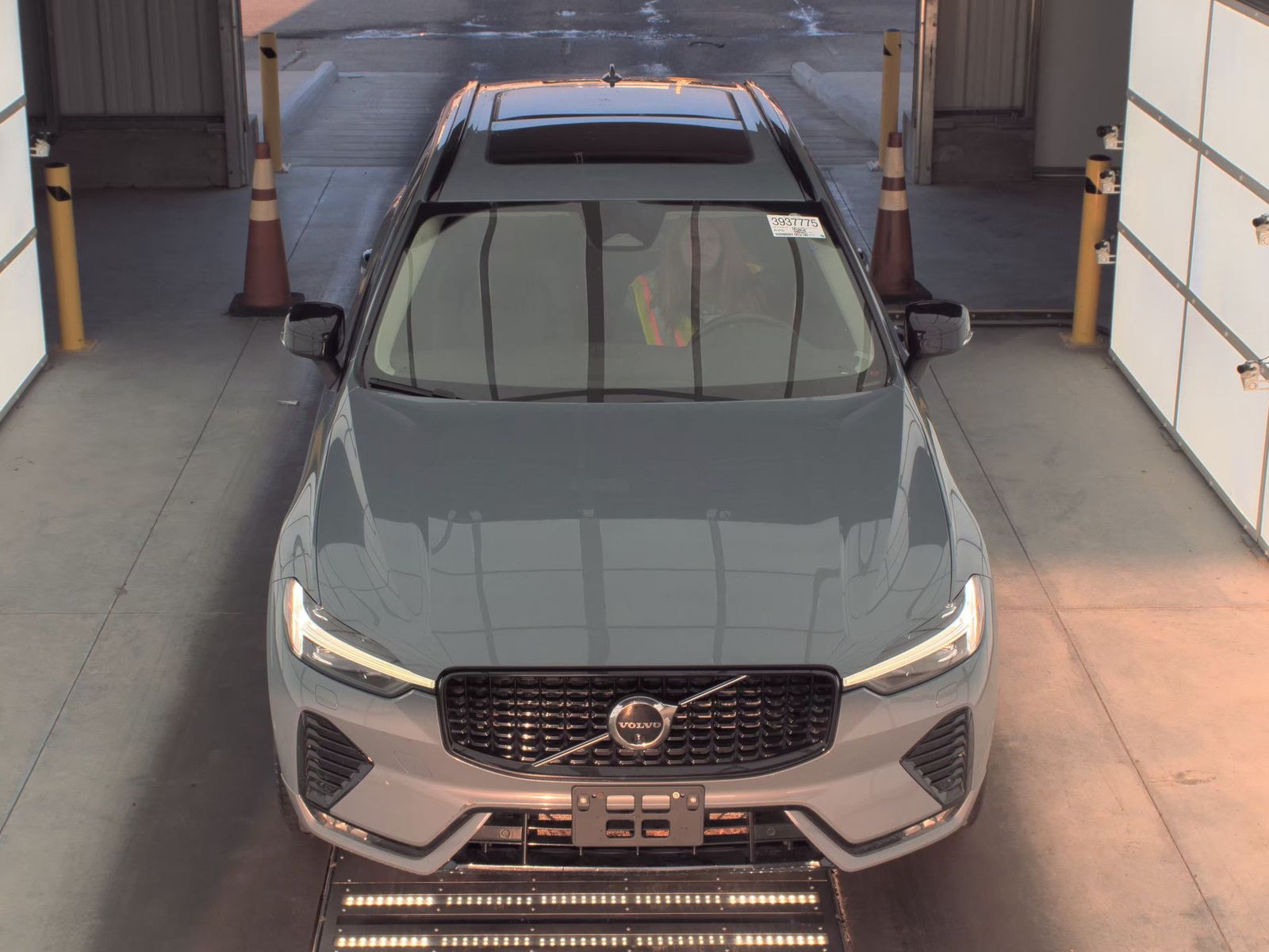 2023 Volvo XC60 B5 Plus AWD