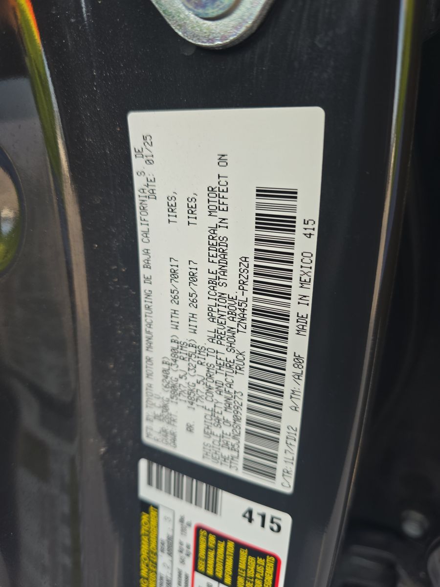 2025 Toyota Tacoma TRD Off-Road AWD