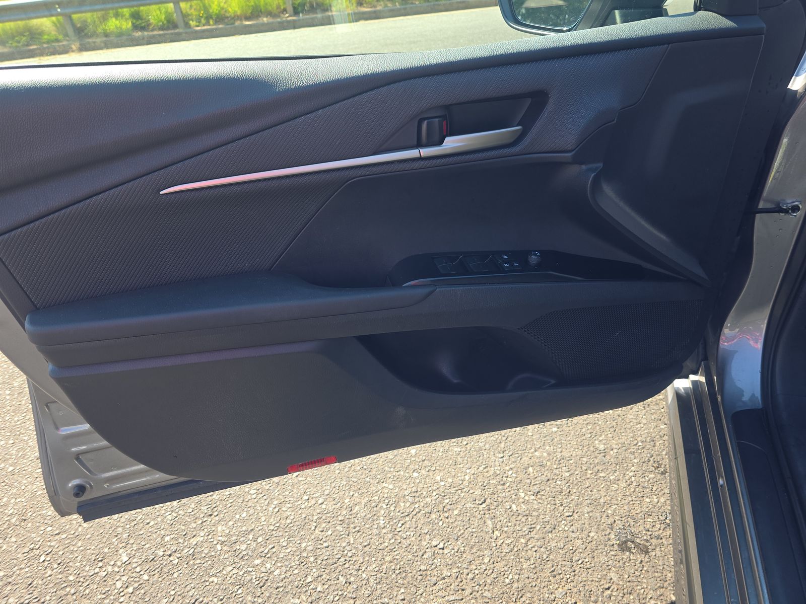 2025 Toyota Camry SE FWD