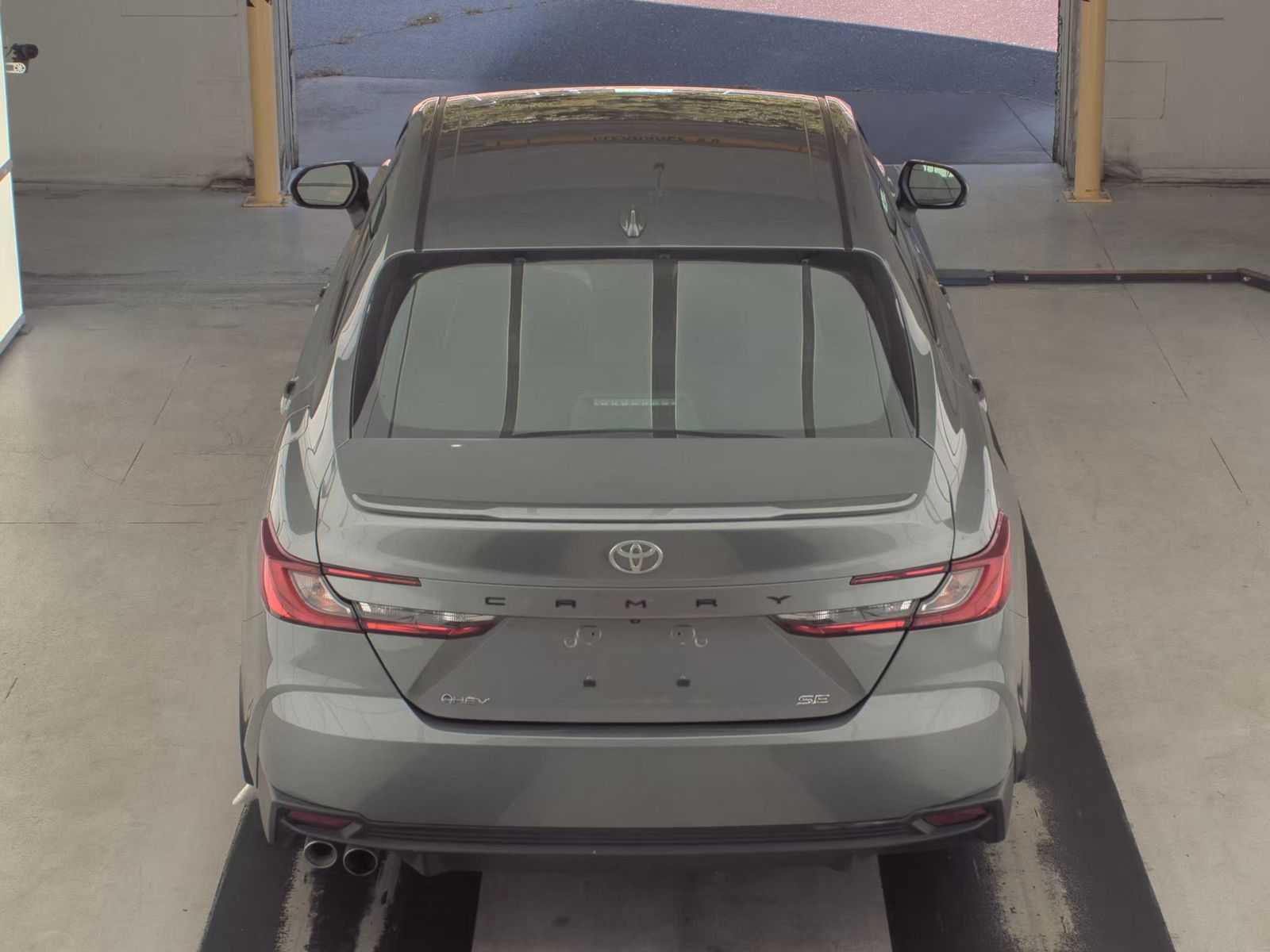 2025 Toyota Camry SE FWD