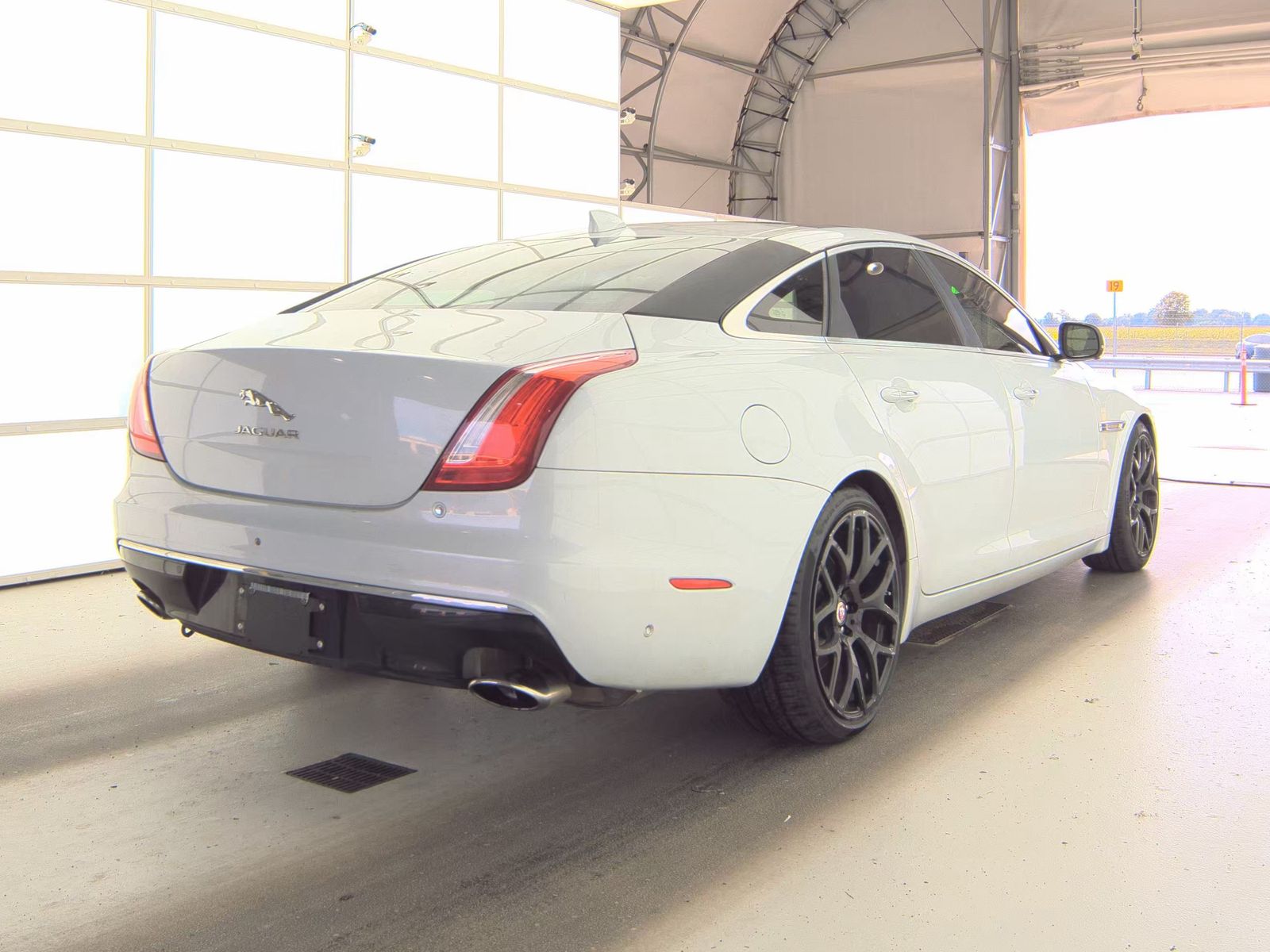 2016 Jaguar XJ L Portfolio FWD