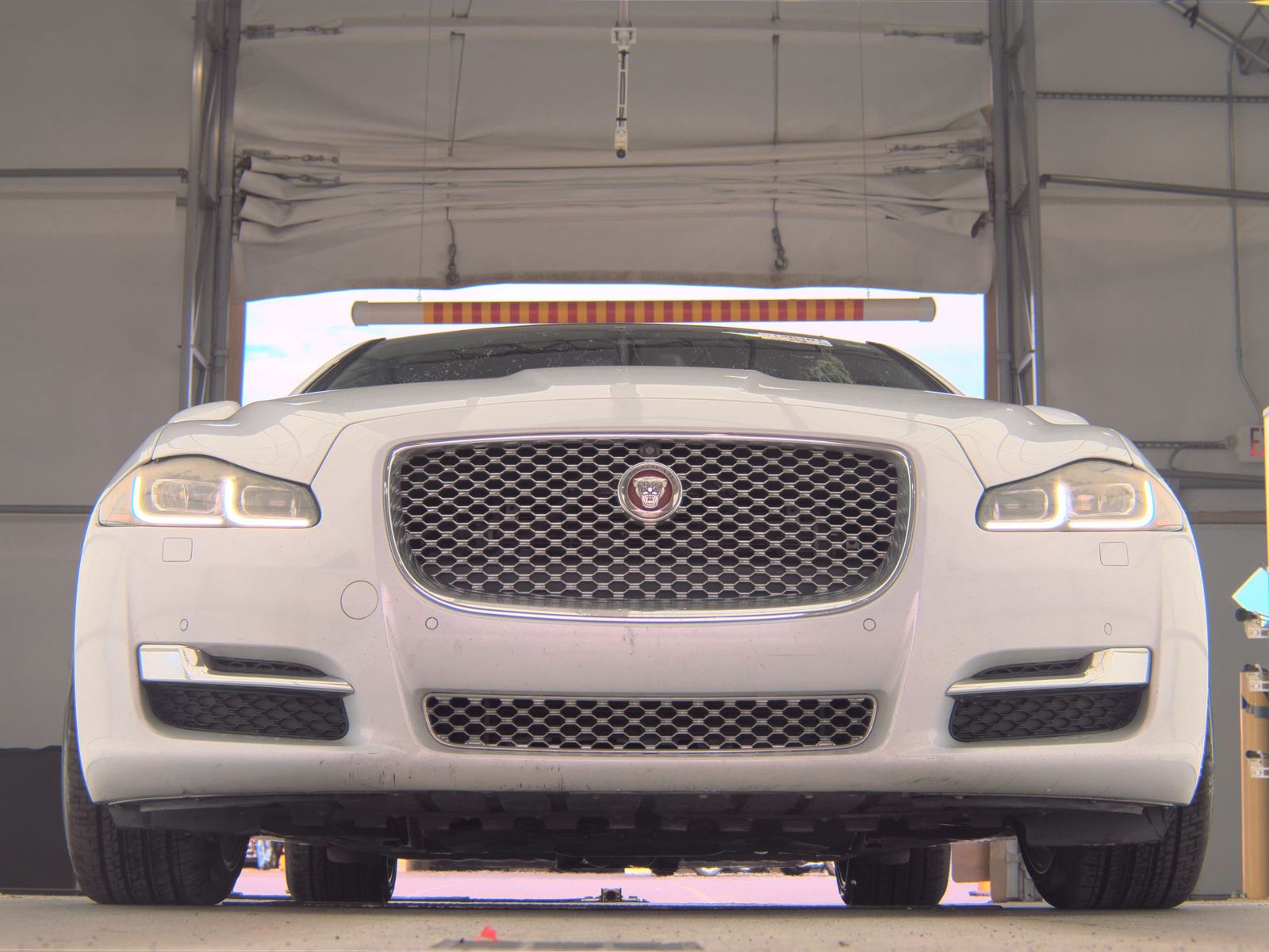 2016 Jaguar XJ L Portfolio FWD