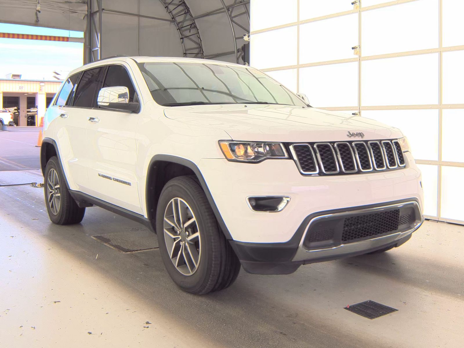 2022 Jeep Grand Cherokee Limited AWD