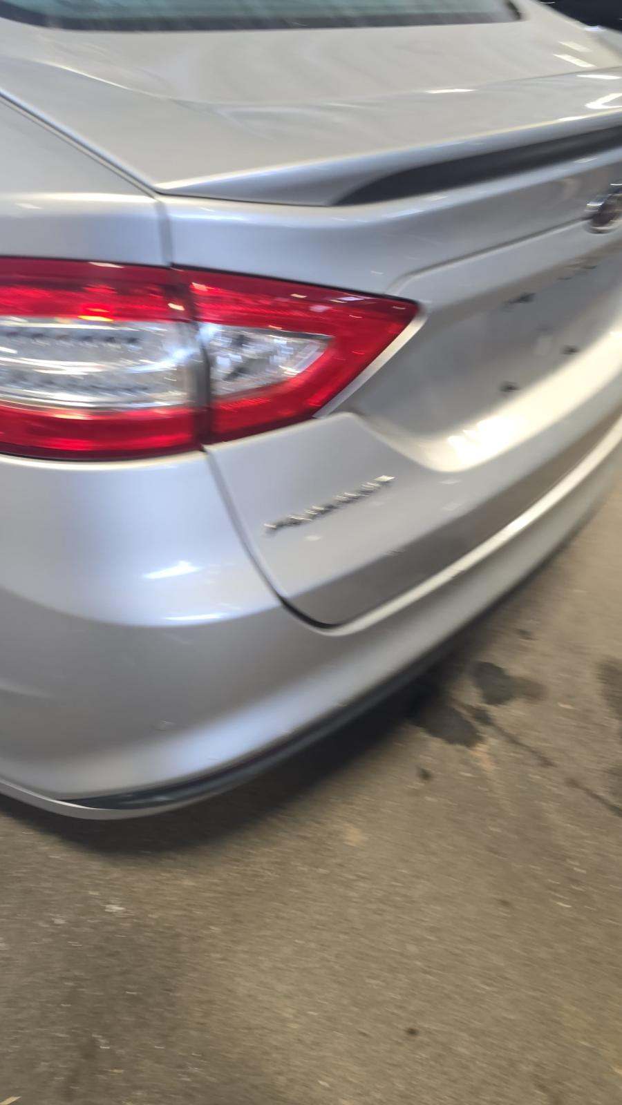 2016 Ford Fusion SE FWD