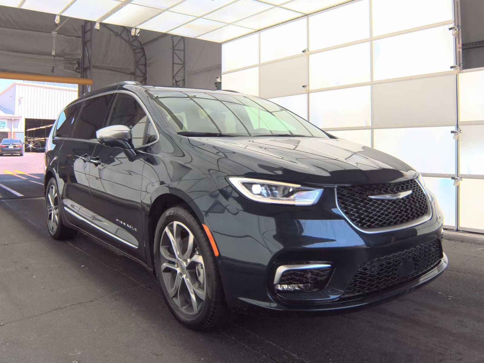 2024 Chrysler Pacifica Pinnacle FWD