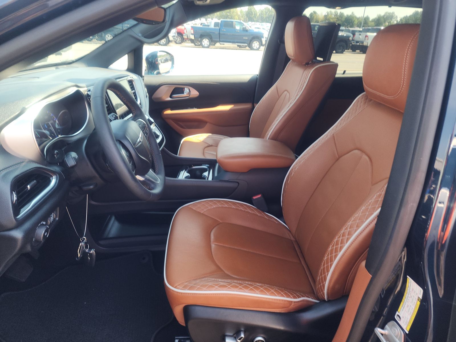 2024 Chrysler Pacifica Pinnacle FWD