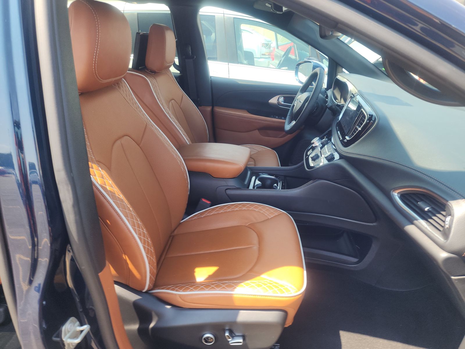 2024 Chrysler Pacifica Pinnacle FWD