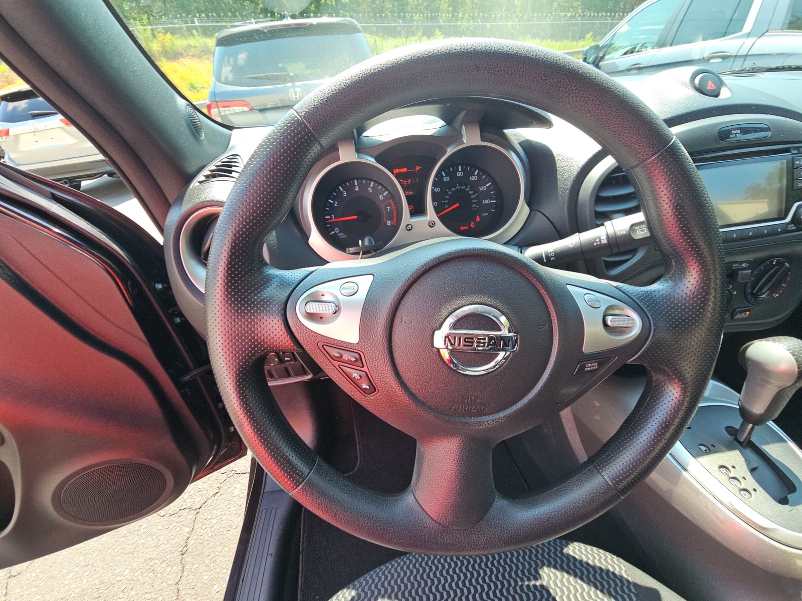 2016 Nissan JUKE S FWD