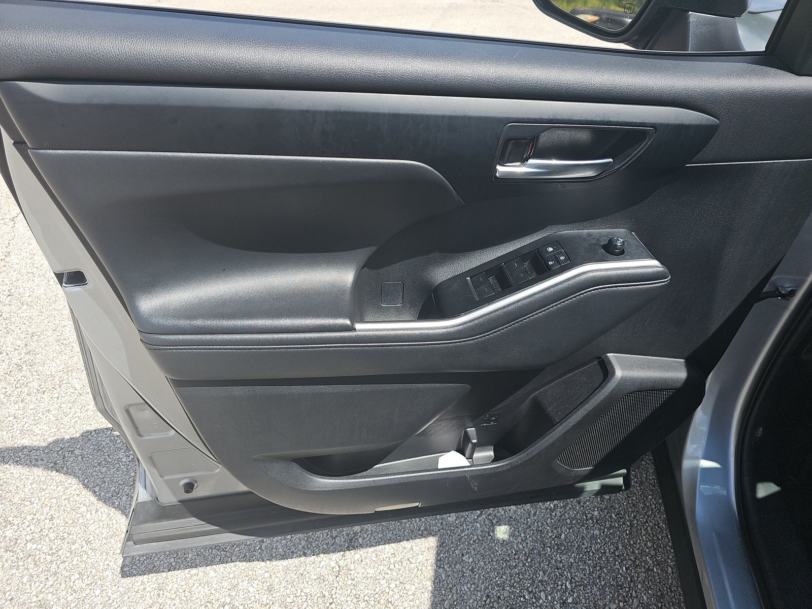 2022 Toyota Highlander XLE FWD