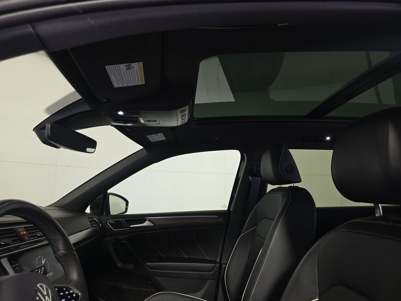 2024 Volkswagen Tiguan 2.0T SEL R-Line AWD