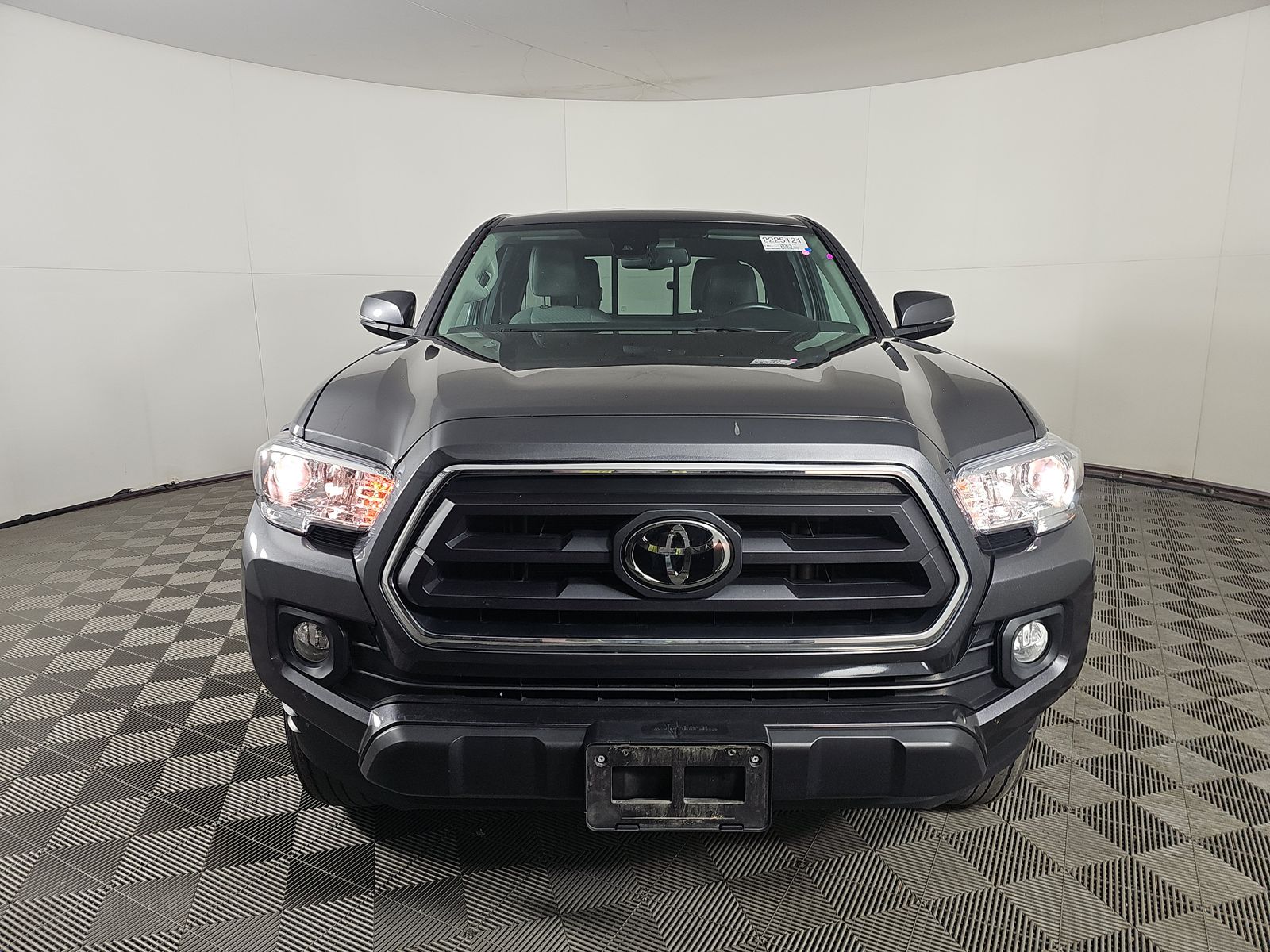 2022 Toyota Tacoma SR5 AWD